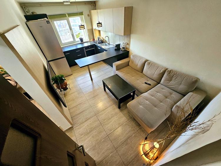 5 camere ultracentral in Navodari