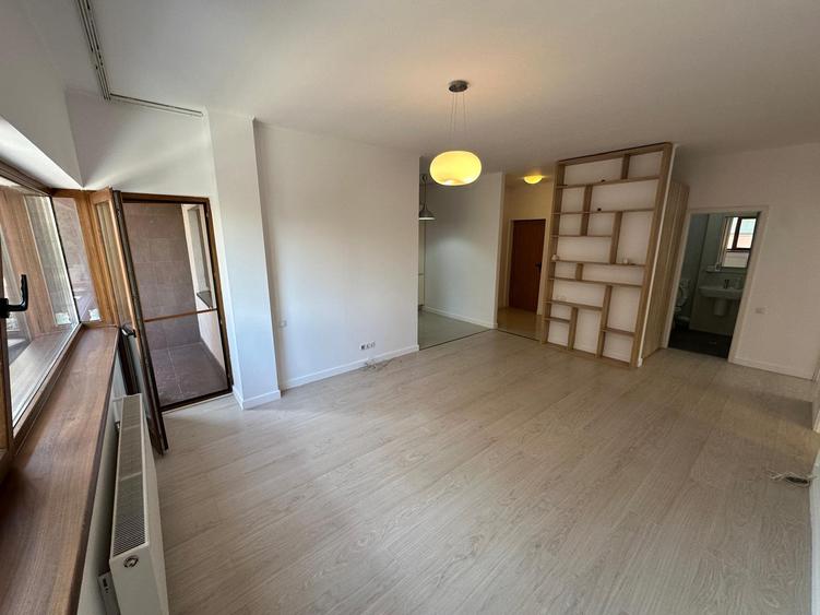 Apartament spațios cu 3 camere și loc de parcare | Otopeni