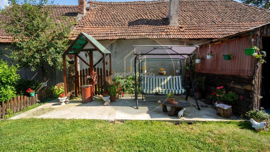 Casă de vânzare în Rotbav | Teren 1.500 mp | Zonă centrală - 4