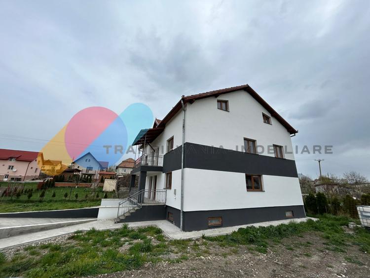 Casa tip duplex, 263 Mp utili, Copaceni