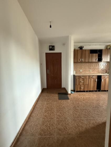 Apartament 2 camere, 51 mp utili + balcon - Girocului
