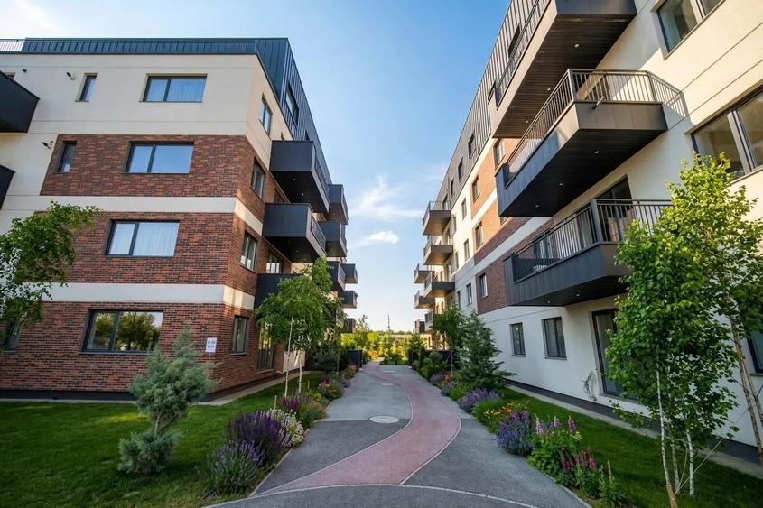 2 CAMERE CU GRADINA DE 40 MP - PIPERA
