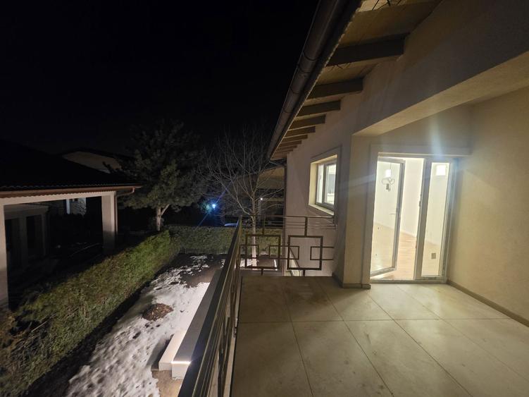 Casa individuala | renovată 2026 | curte 800 mp | Iancu Nicolae