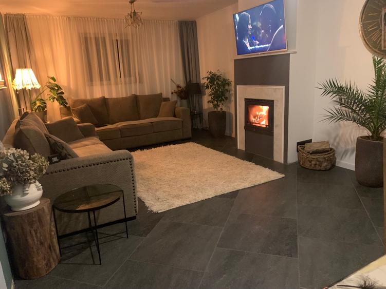 Casa parter plus mansarda cu intrare separata