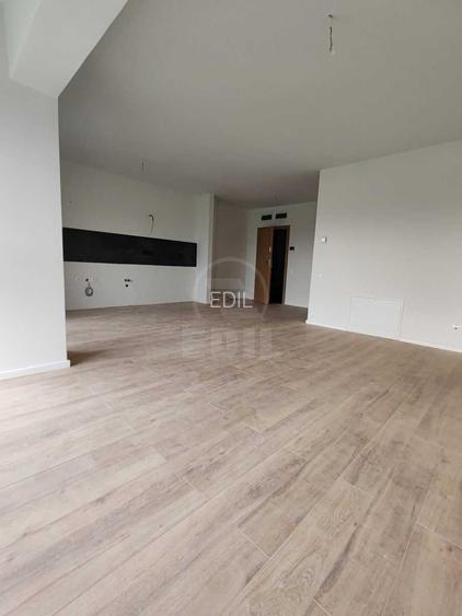 Apartament 2 camere,zona Avram Iancu,Floresti - 5