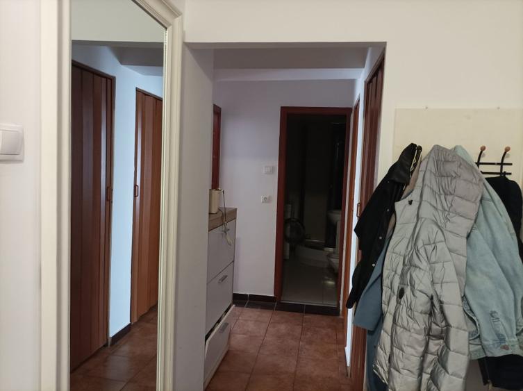 Apartament 2 camere mobilat si utilat modern zona Centrul Civic