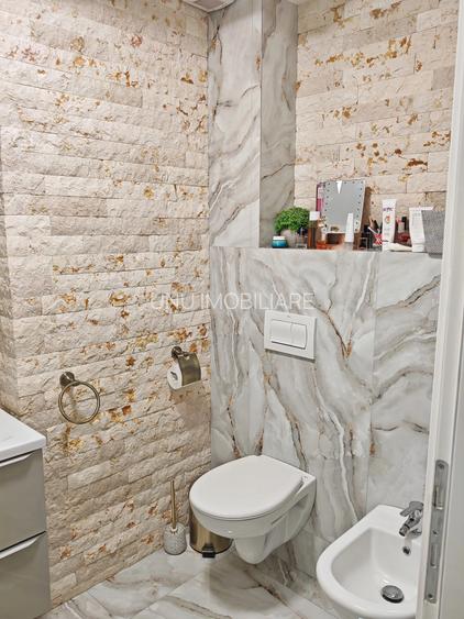 Apartament 3 camere decomandat - mobilat si utilat - etaj 3/11 lift - 2