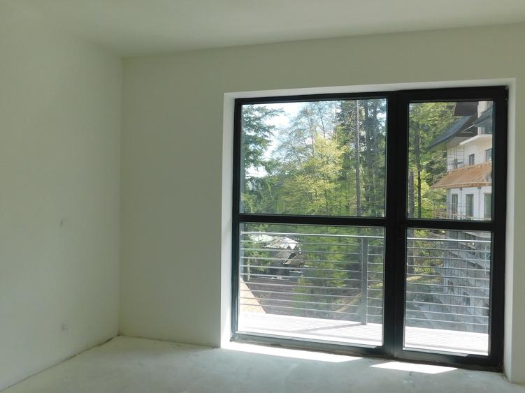 Sinaia,zona Furnica-Se vinde apartament cu doua camere