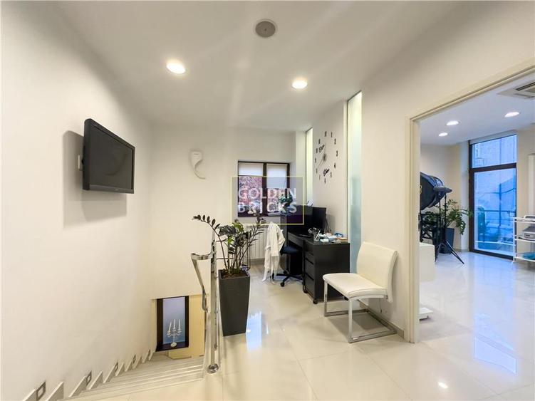 Cotroceni | Pretabila Clinica - Spa | Vila eleganta | Terasa