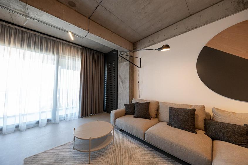 Vedere la mare apartament deosebit mobilat lux chirie termen lung
