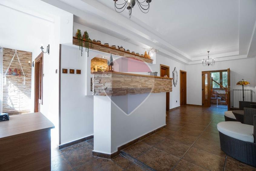 Vila de vanzare in Moeciu de Sus | Teren 4780mp | Comision 0%
