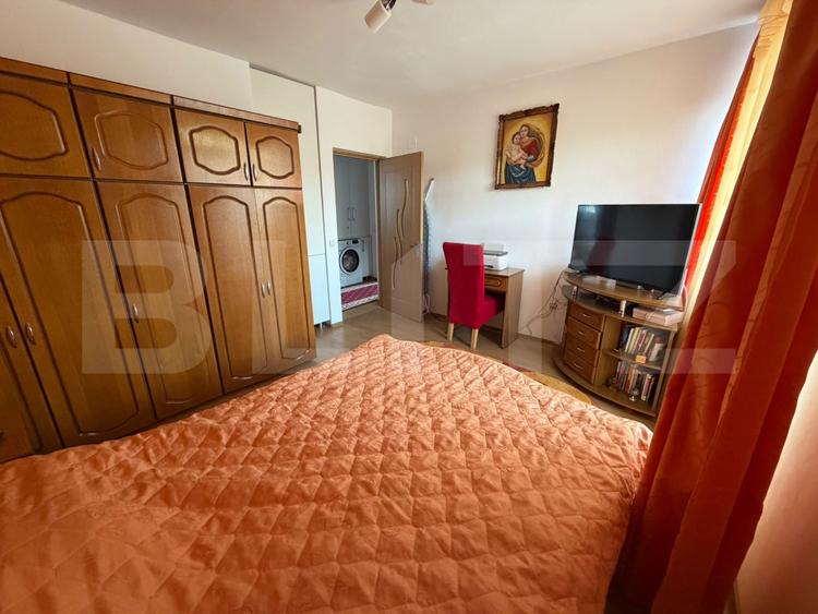 Apartament cu 3 camere, 61 mp, zona Terra