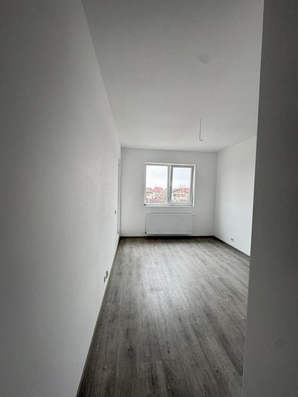 GARSONIERA DECOMANDATA-BLOC DE 3 ETAJE FINALIZAT-GATA DE MUTARE