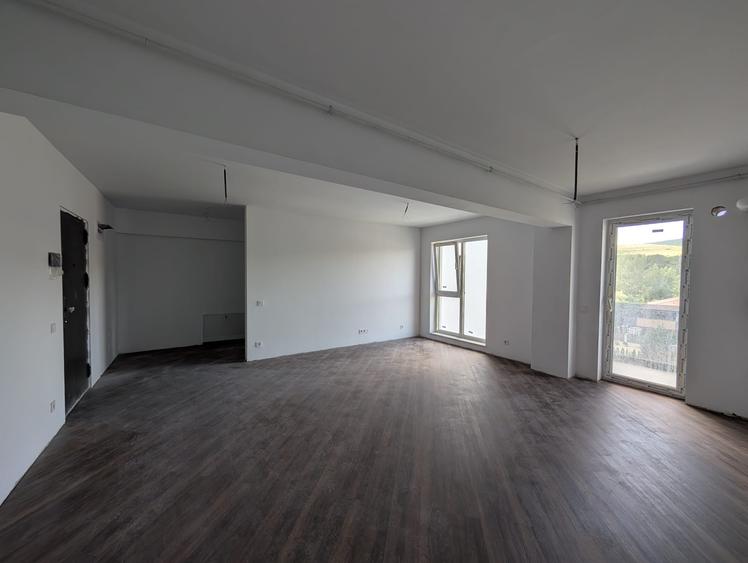 Apartament nou 3 camere,2 bai ,zona Tineretului