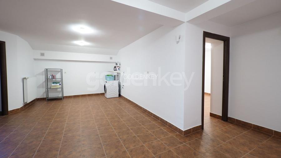 Vila individuala cu 7 camere | gradina matura | 1000mp teren - 27