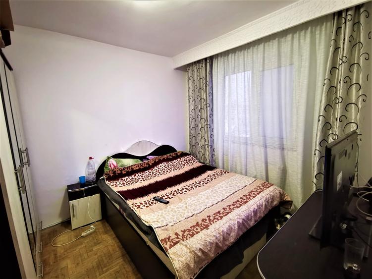 Apartament 3 camere | 49.000 € | Bazinul de Înot | Șarpantă