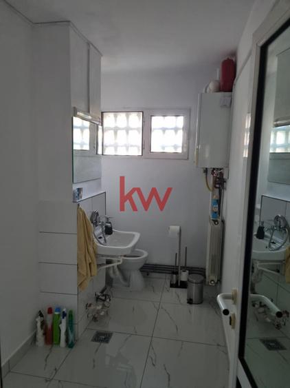 Spatiu comercial/medical la bulevard, cu vad intens, Podu Ros, liber!