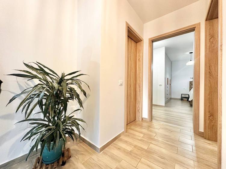APARTAMENT 3 CAMERE IN URBAN PLAZA
