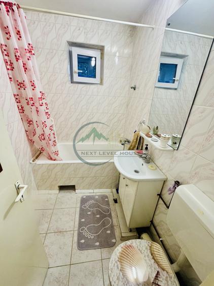 Apartament 2 camere, Decomandat, L.C.Babes, zona Calea Bucuresti