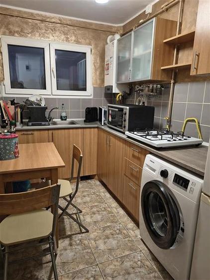 Se inchiriaza apartament cu 2 camere pe strada Uranus, Astra, Brasov