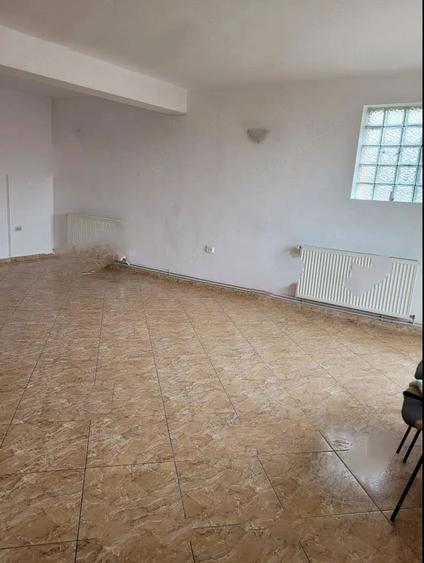 Apartament 4 Camere,in vila,Splaiul Unirii,bl.2010,2 bai, 2 balcoane,centrala