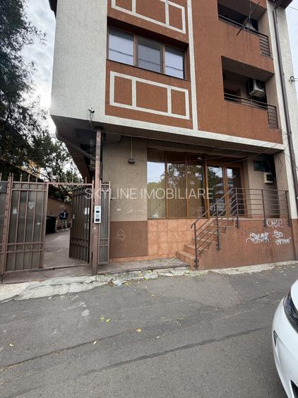 Spatiu comercial de inchiriat, 96 mp + depozitarestradal, 13 Septembrie - 6