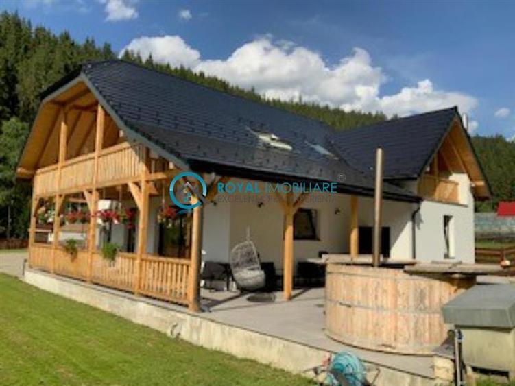 Royal Imobiliare - Vanzare vila/pensiune in zona Harghita