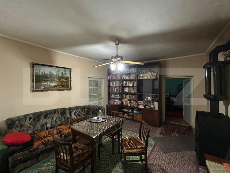 Casa de vanzare, 3 camere, 105 mp, teren 2.327 mp, zona Bucerdea Granoasa - 2