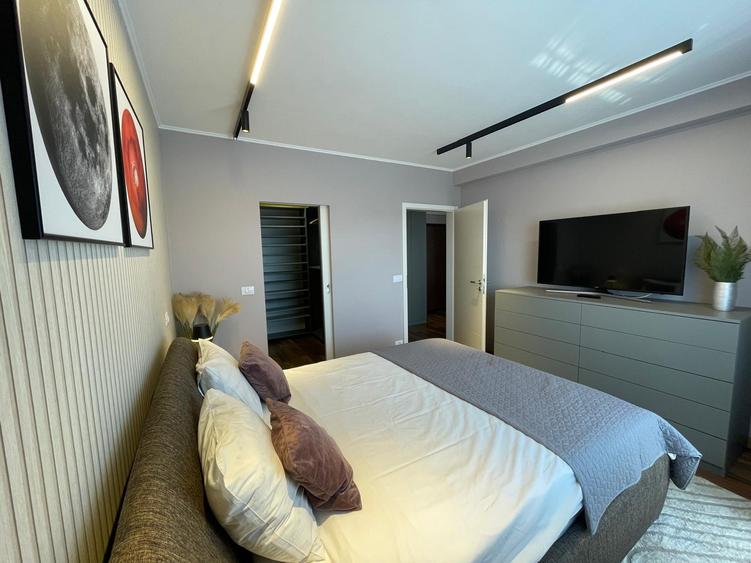 Apartament cu două camere - Tractorul