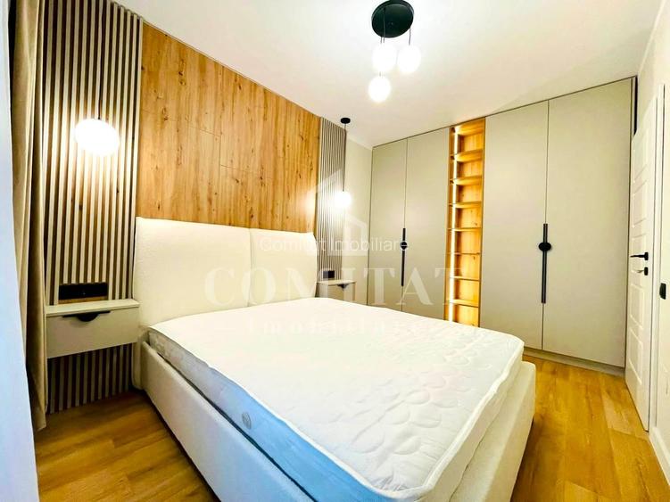 Apartament ultrafinisat | Etaj intermediar | Zona Str Tineretului - 22