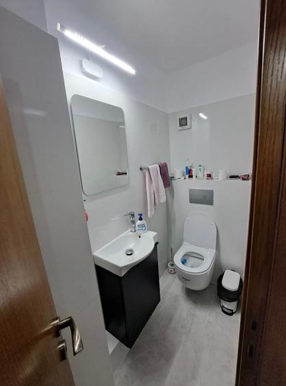 Vânzare apartament 3 camere Crângași cu centrală proprie
