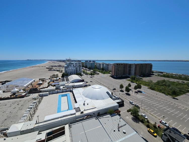 Apartament 2 Camere Marina Towers Blocul Vedetelor Vedere Frontală Mare si Lac