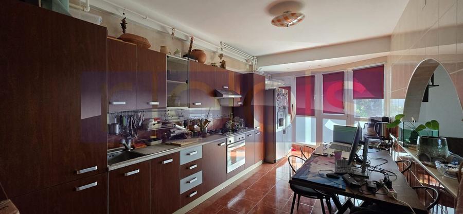 VANZARE DUPLEX 4 CAMERE DECOMANDAT- DRISTOR