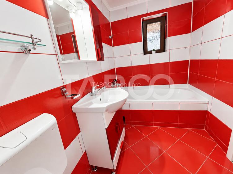 Casa individuala la prima inchiriere 4 camere terasa curte Sura Mica