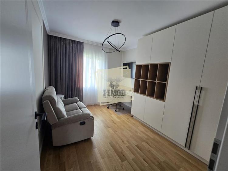 Casa Premium cu 4 camere 2 bai si curte 250 mp in Selimbar