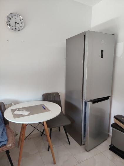 Vând apartament doua camere