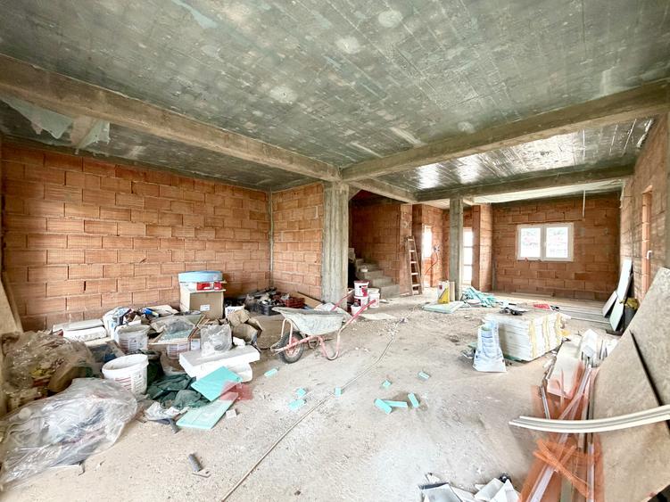 Duplex spatios 4 camere, 137 mp utili, 375 mp teren - Dumbravita