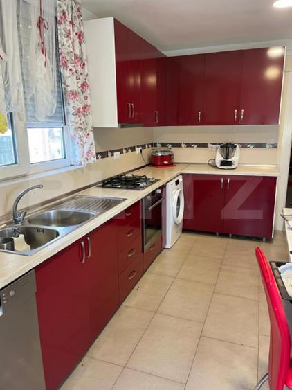 Casă individuală | 220+ mp utili | teren 1.000 mp | 8 camere | Moșnița Veche