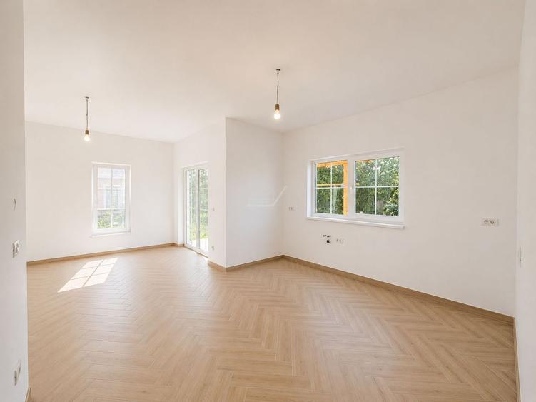 COMISION 0! Duplex cu 5 camere. Garaj. Toate utilitatile.