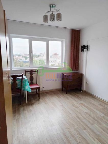 Apartament 3 camere, Ultracentral - bd Stefan cel Mare