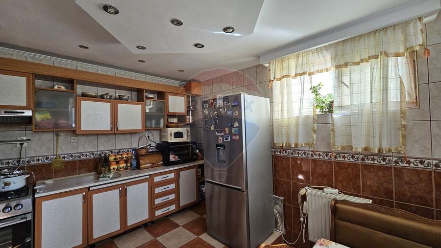 Doua Vile cu teren intravilan de 1080mp in orasul Suceava