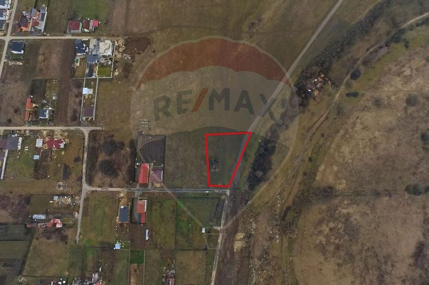 Teren generos cu două fronturi, Frumușeni – plus constructie noua
