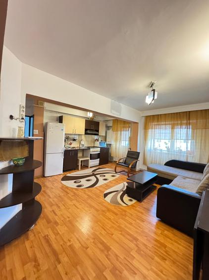 Apartament 3 camere decomandat - renovat - doua bai - mobilat - Dacia - bloc pe cadre