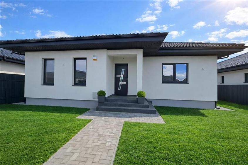 Cocheta vila noua, finisata, standard superior, intabulata, Izvor, Brasov