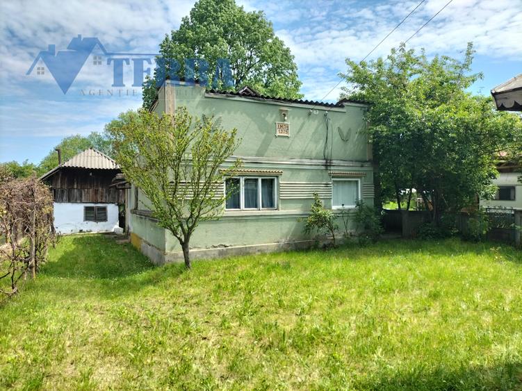 Casă cu teren de 2.300 mp și livadă în Rădești – Stâlpeni, Argeș