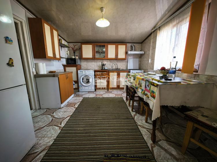 Casă 4 camere 90 mp mobilată + beci, anexe și 720 mp curte - 14