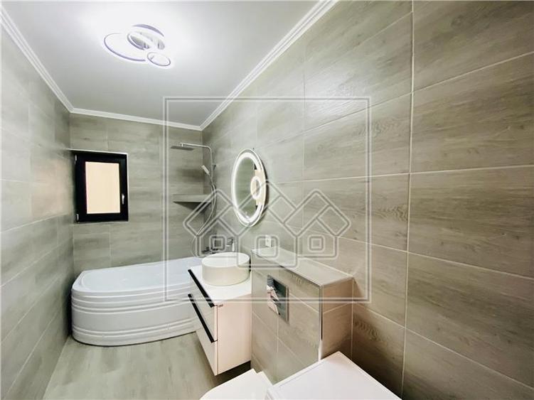 Ap. 2 camere si gradina, mobilat si utilat modern, zona D. Stanca