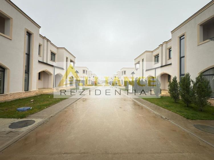 Complex rezidential | P+1E | 5 camere | 3 Bai - 5