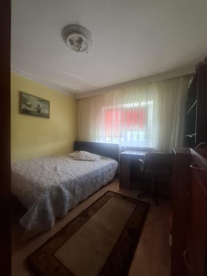 Inchiriere apartament 3 camere mobilat -Casa de Pensii Mall Vitan-PARCARE