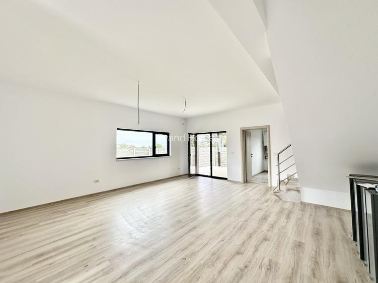 Duplex 5 camere | 120 mp utili | Gazon + irigatii | Mosnita Noua - Mcity - 2